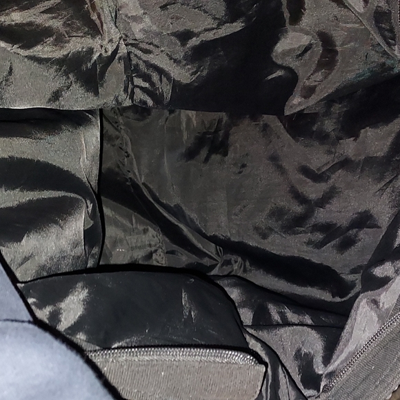 Victoria's Secret || Large Zippered Tote - Picture 6 of 6